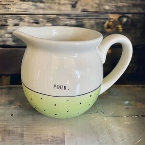 🔥FIRM PRICE HTF Rae Dunn Pour Container🔥